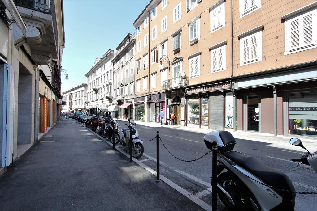 Residenza Corso Saba Ξενοδοχείο Τεργέστη Εξωτερικό φωτογραφία